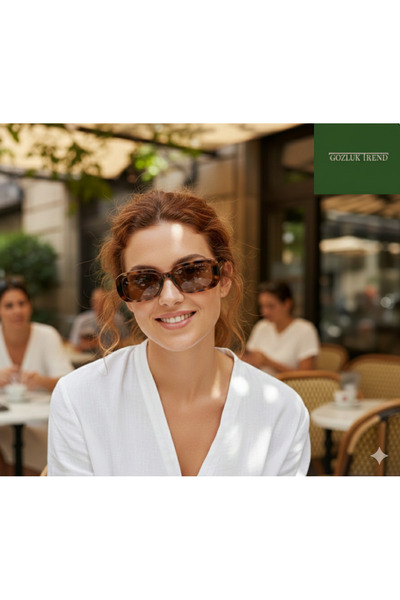 Vogue 0VO5565S W65683 53-19-135 KADIN GÜNEŞ GÖZLÜĞÜ