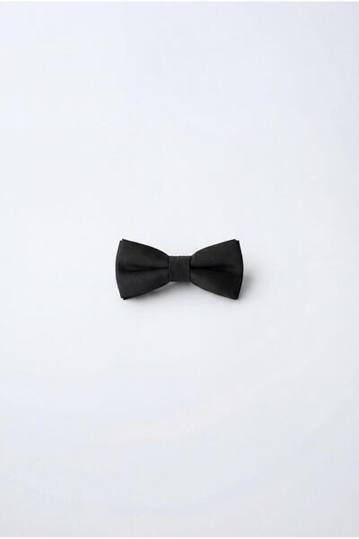 Magu ربطة عنق سوداء