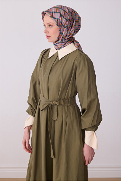 Belli Eșarfă din mătase 100% twill, cu model geometric multicolor, verde petr...