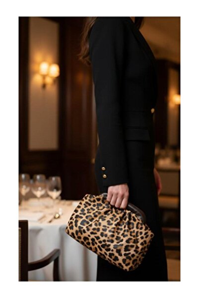 alaracanta Women's Leopard Patterned Hand and Shoulder Bag with Strap / Brown