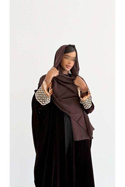 AYA MW2003 -عباية مخمل اس اس مع اضافة الكورشية بالاكمام