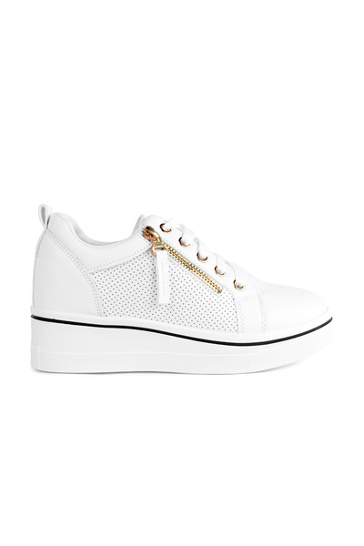 Buzzmania Women's white platform sneakers Casey