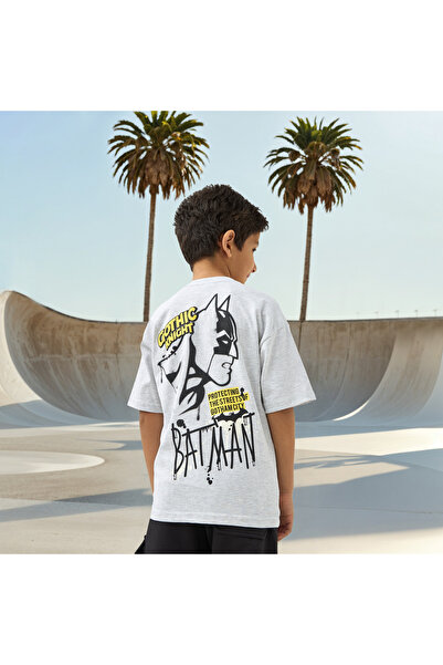 Warner Bros Batman Print Crew Neck T-shirt with Short Sleeves