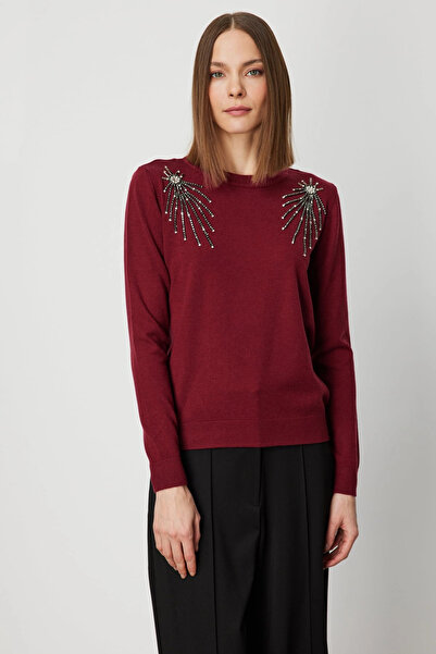 On Fashion Women's Turtleneck Burgundy Sweater with Shoulder Accessories 63314