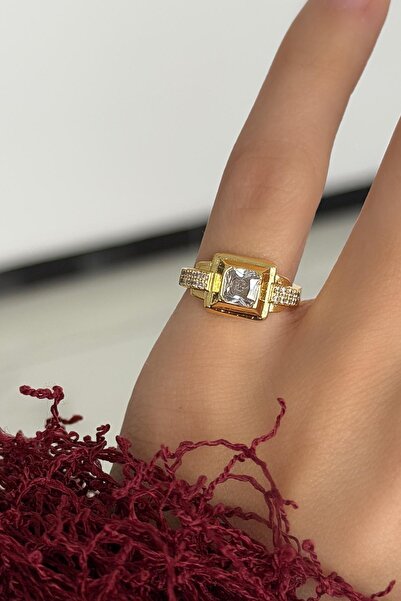 TAKIŞTIR خاتم ذهبي اللون مرصع بالأحجار (قابل للتعديل)