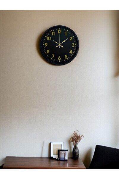 Leyaton 36 cm Black Standard Wall Clock Lwlhm-Ytrs345