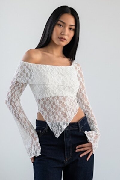 Trend Alaçatı Stili Kadın Beyaz Asimetrik Yaka Tulumlu Dantel Crop Bluz Alc-X...