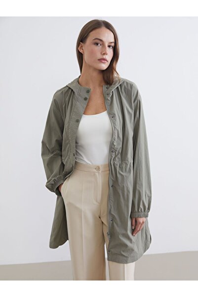 LC Waikiki Hooded Women's Raincoat