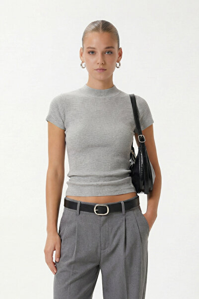 Ritnice Women's Ivory Tok Textured High Neck Ribbed Gray Basic Top / Blouse