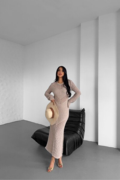 Auroveen Maxi Boy Crew Neck Long Sleeve Knitwear Dress Av3613