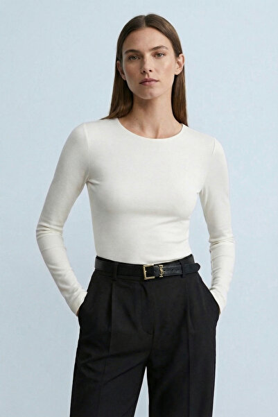 Qaju Women's Long Sleeve Crew Neck Basic Blouse -Ecru