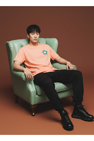 One Penny Daisy Heavy Weight Tee Front Embroidery T-Shirt