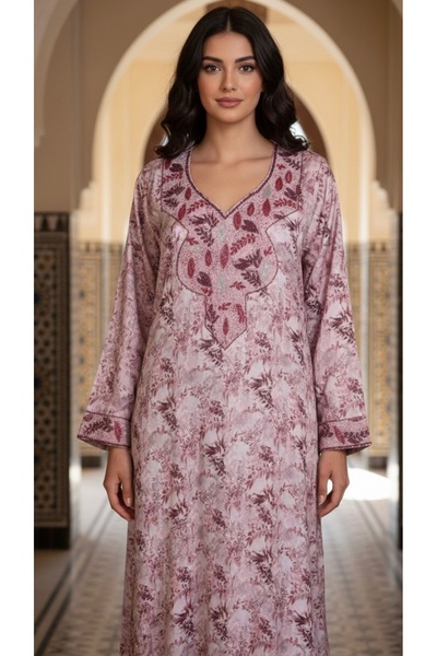 BK jalabiya The Jalabiya Makhour is a traditional Gulf outfit that combines a...