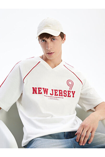 LC Waikiki Nevavm with Difference V-Neck New Jersey Printed Combed Cotton Men...