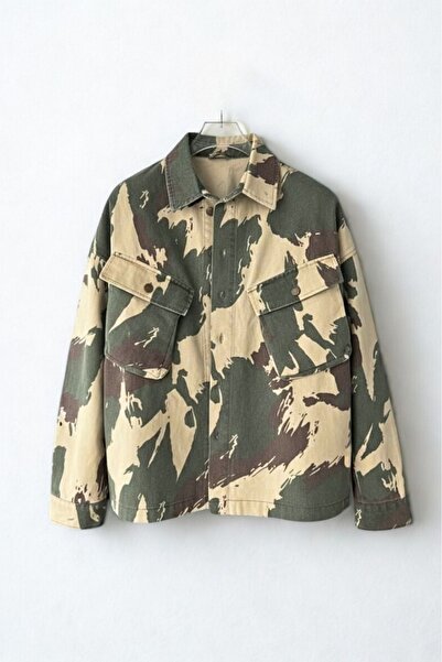 Wonraces Men's Oversize Camouflage Jean Jacket with Flap Cargo Pockets