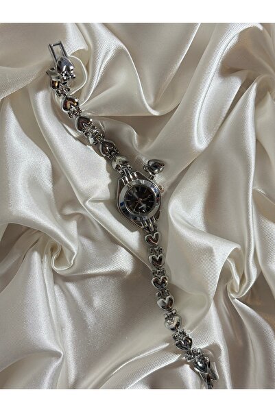 Mihristore Pinterest Heart Charm Women's Watch Minimal Women's Wristwatch