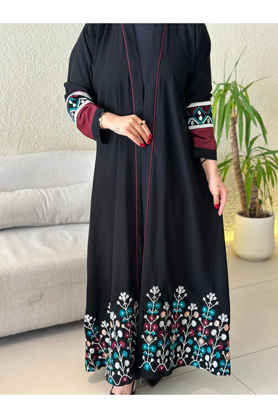 Abay-ti Luxurious black abaya with an elegant and eye-catching design - free ...