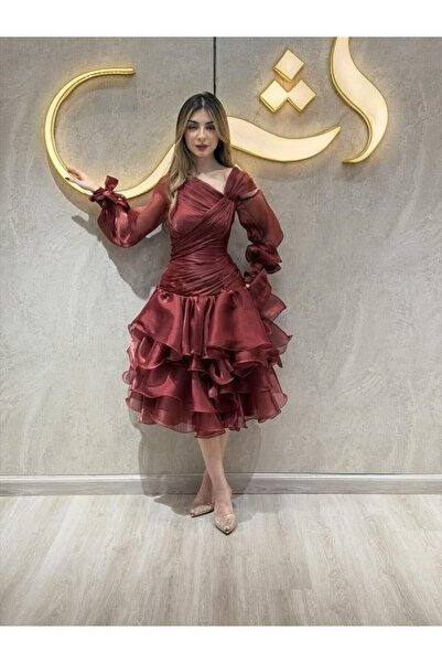 Juliana Haya's dress