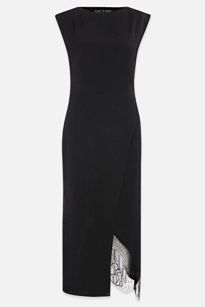 Setre Siyah Kolsuz Yırtmaç Ve Danteldetaylı Elbise