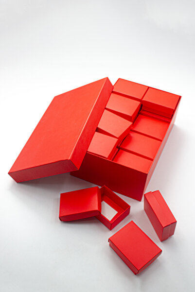 carton box Sevgililer Günü Kırmızı Advent Calendar 24'lü Takı - Hediye Kutusu