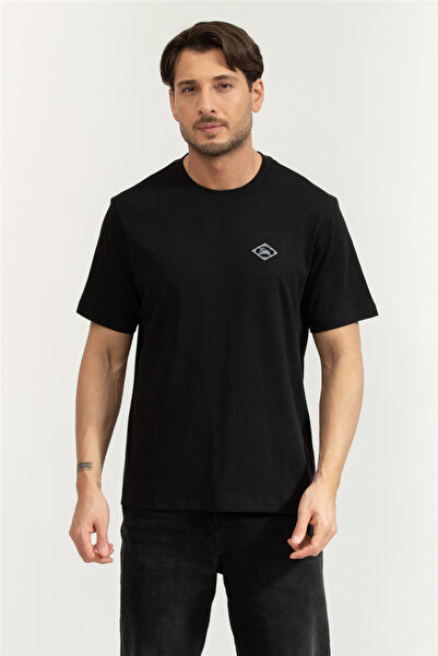 Calvin Klein SS 20S Calvin Matchbox Graphic T Erkek Bisiklet Yaka T-Shirt Siyah