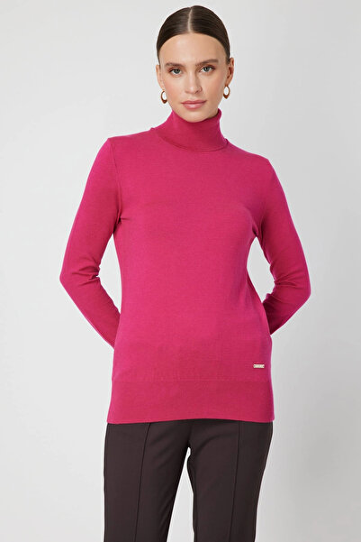 On Fashion Women's Fuchsia Turtleneck Sweater 63503