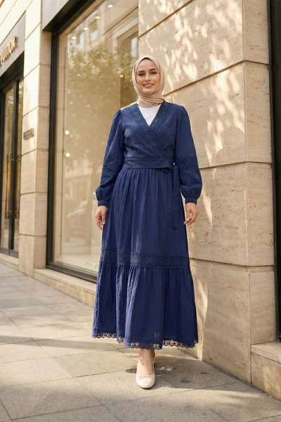 MODAQU Lace Detailed Crochet Blouse Skirt Navy Blue Set