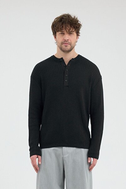 gothamvibes Men's Ribbed Buttoned Black Slim Sweater