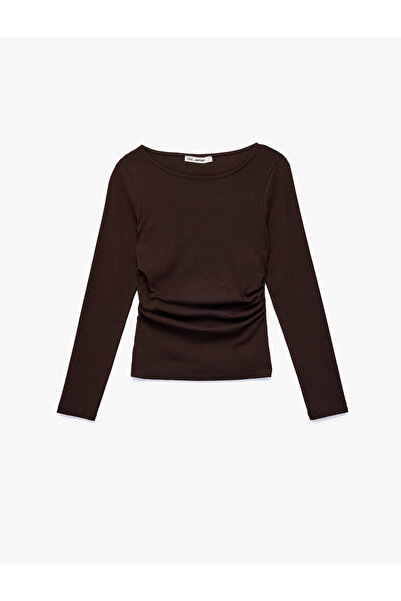 Koton تيشيرت نسائي بني اللون برقبة دائرية