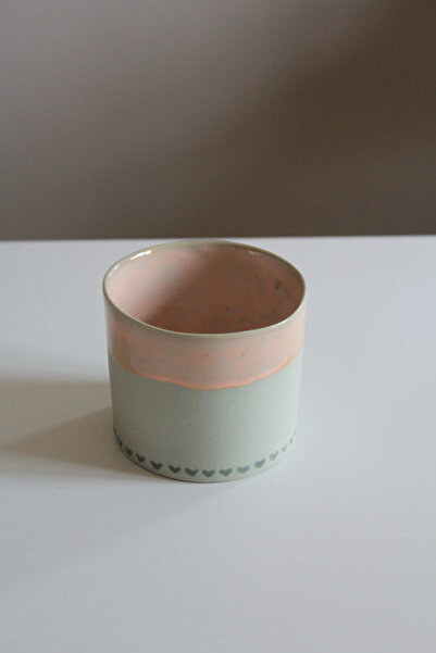 sukupotCeramics Heart-Detailed Salmon-Glazed Lime Green Porcelain Mug
