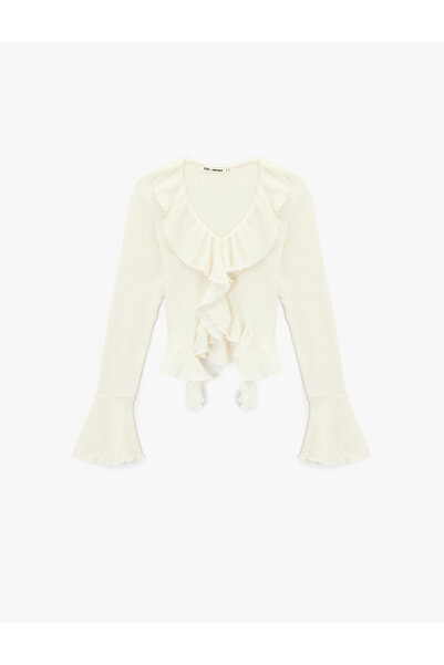 Koton تيشيرت نسائي بلون بيج فاتح بياقة على شكل حرف V