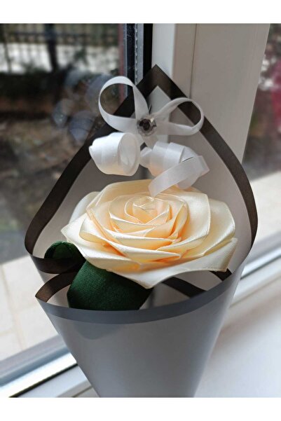 OEM BEIGE ROSE MINI-BOUQET