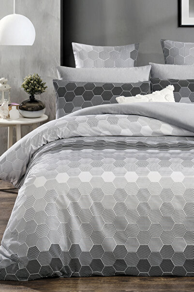 Lorien Patterned Double Bedding Set with Elastic Sheets and Reversible Duvet ...