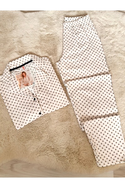 Pijamoni طقم بيجامة سيندي بأزرار أمامية