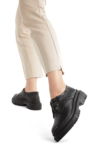 Öteki Ayakkabı Virile Siyah Bağcıklı Kadın Makosen