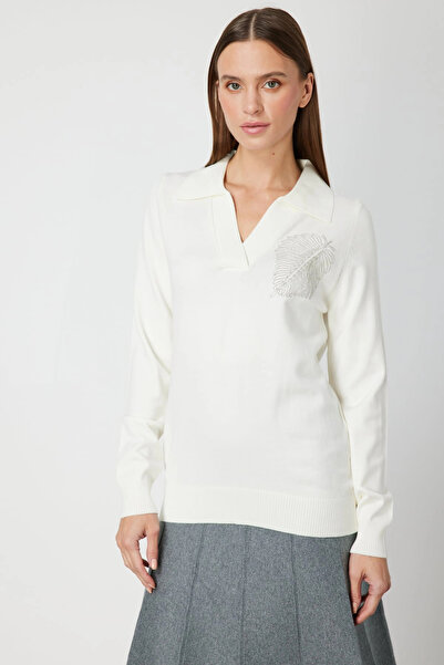 On Fashion Women's Shoulder Leaf Chain Ecru Sweater 65334