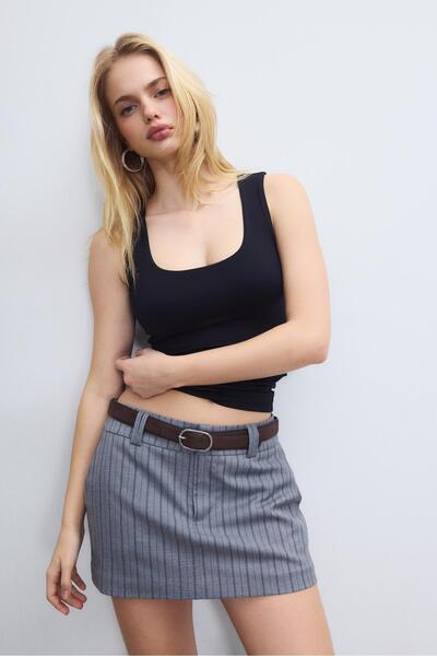 Stradivarius Kalın askılı poliamid t-shirt