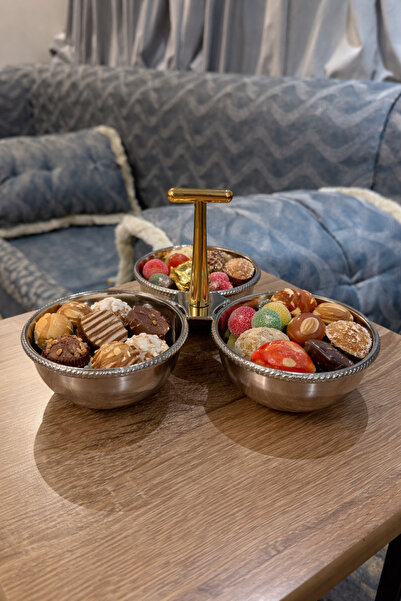 Palaces Silver & Gold Nut Carrier