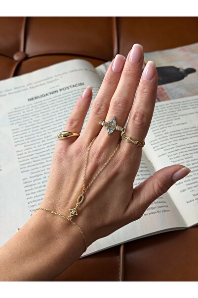 Twenty Eight Stoned Star Steel Shahmeran