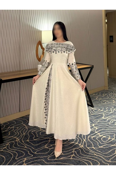 salsa-dresses Soft beige dress with computer embroidery