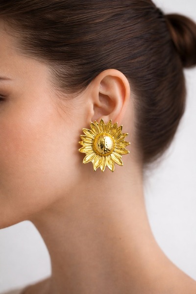Jack Ferrero Daisy Gold Stud Earrings