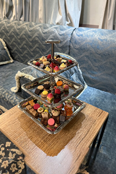 Palaces Silver nickel nut carrier