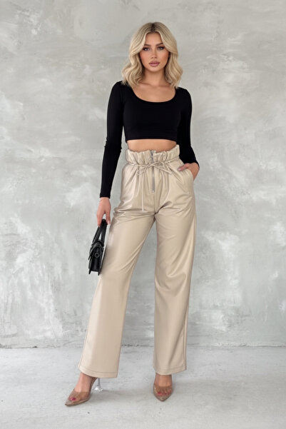 İntive Lingerie Women's Draped Form-Fitting Belted Pants