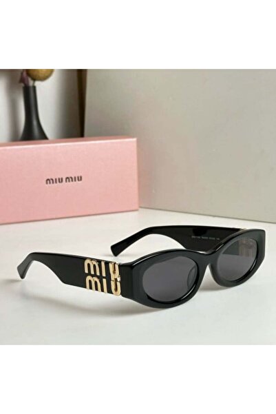 Miu Miu النظارات
