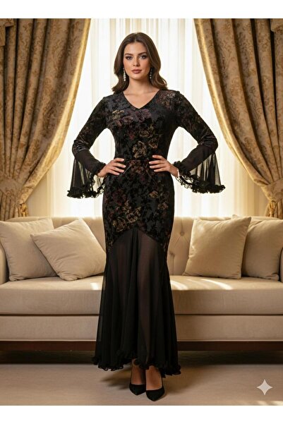 tasmim kian Long Velvet evening dress with puff sleeves