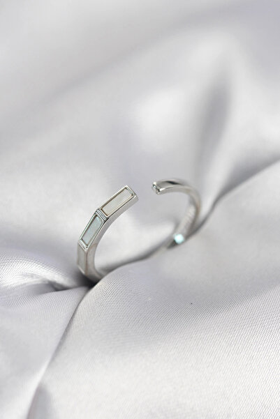 shopwave خاتم نسائي موديل ستيلاك فضي اللون