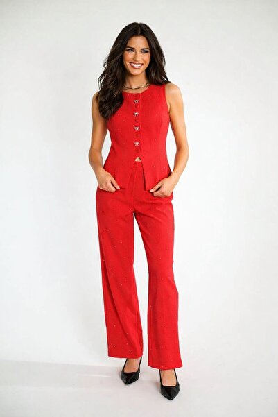 BIGNUANCE Red Button Detailed Suit