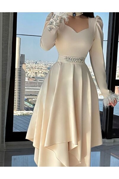 KSHANDMADE A beige Barbie dress that combines luxury and softness