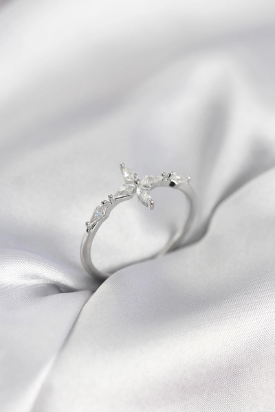 shopwave خاتم نسائي من ستار موديل مرصع بحجر الزركون باللون الفضي - TJ-BYK3974