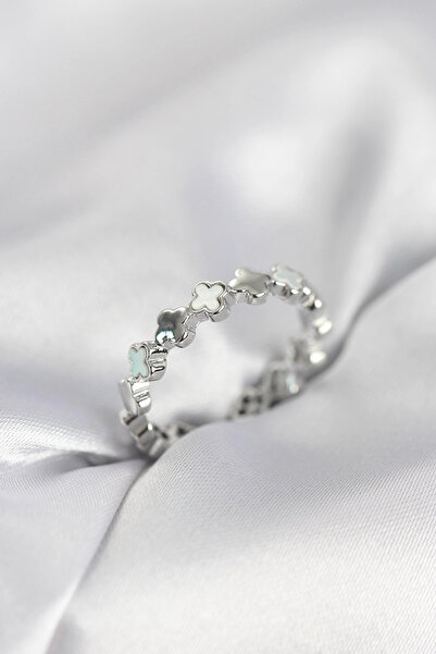 shopwave خاتم نسائي فضي اللون بتصميم البرسيم اللؤلؤي - TJ-BYK4029